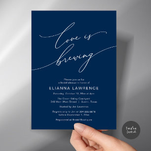 Invitation L'amour est en train de préparer une élégante douc