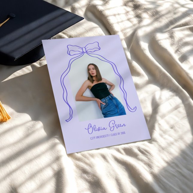 Invitation Lavande Main Tirée Arche Bow Photo Graduation (Créateur téléchargé)