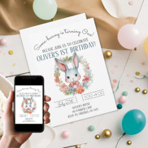 Le lapin est en train de tourner un lapin 1ère fêt