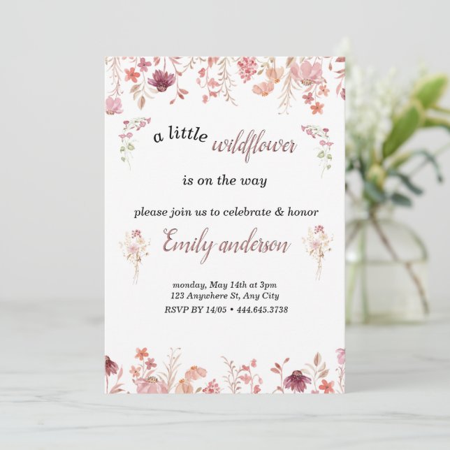 Invitation Le petit Fleur sauvage rose est sur le chemin Baby (Debout devant)