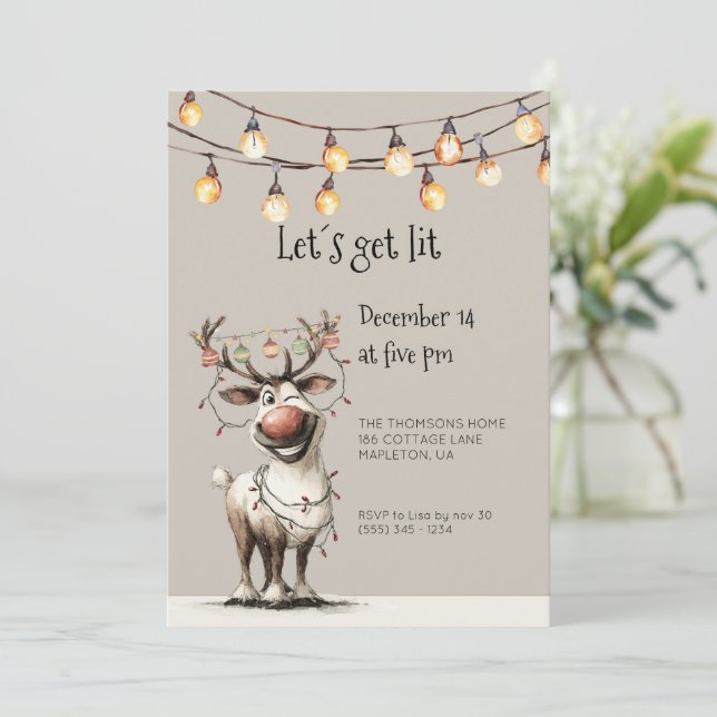 Invitation Let's Get Lit Fun Reindeer Holidays Party  (Debout devant)