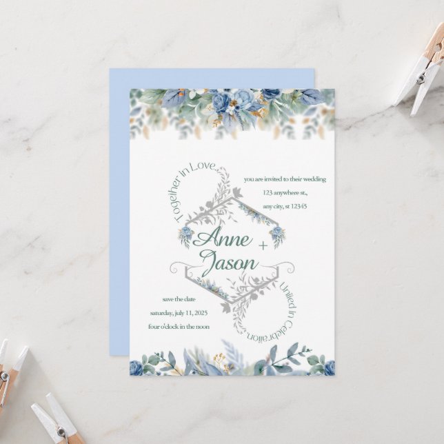 Invitation L'invitation de mariage florale bleue poussière (Devant/Arrière en situation)