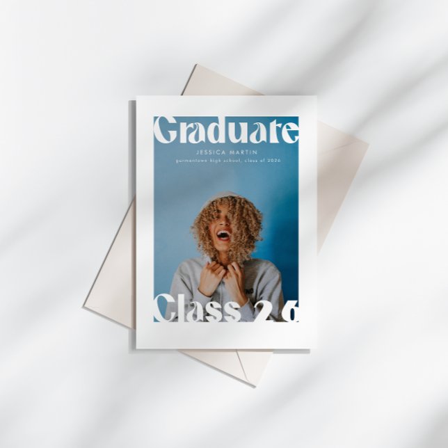 Invitation Magazine Inspired Cover Bold Grad Announcement (Créateur téléchargé)