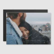 Changement de date de mariage écrit en bleu ciel