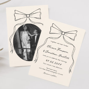 Invitation Main tiré Quirky Bow Vieux Mariage d'argent