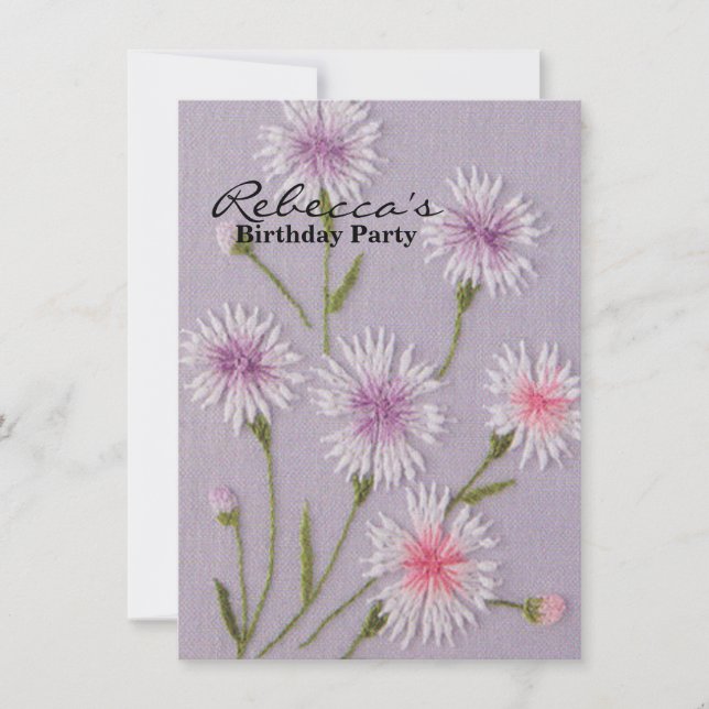 Invitation marguerite blanche florale de broderie pourpre (Devant)