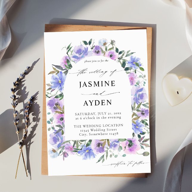 Invitation Mariage d'arc floral peri et violet (Créateur téléchargé)