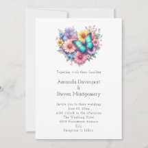 Mariage de fleurs de marguerite avec un beau papil