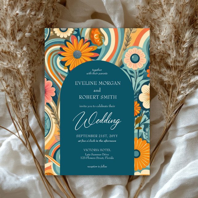 Invitation Mariage de printemps à fleurs super tendance rétro (retro groovy flowers blue arch wedding invitation)