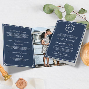 Invitation Mariage Élégant avec Monogramme Bleu Marine et Bla