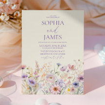 Mariage Élégant dans une Prairie de Fleurs Sauvage