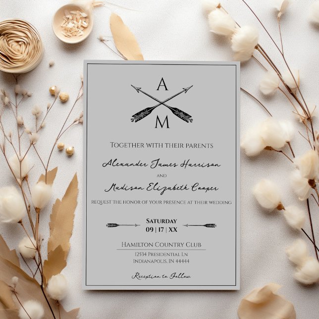 Invitation Mariage Flèches et monogrammes | Gris (Gray Arrows and Monograms Wedding Invitation)