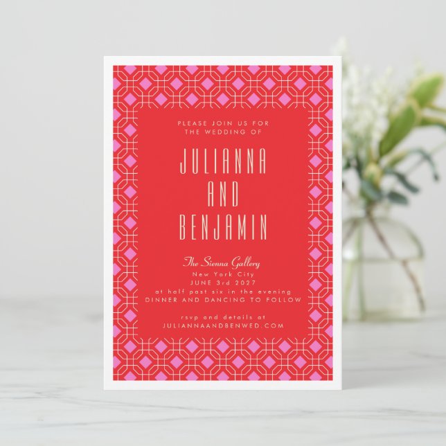 Invitation Mariage géométrique moderne rouge et rose du milie (Debout devant)