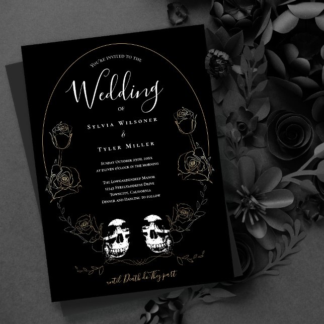 Invitation Mariage gothique noir floral (Set the mood for your wedding with this skull wedding invite.)