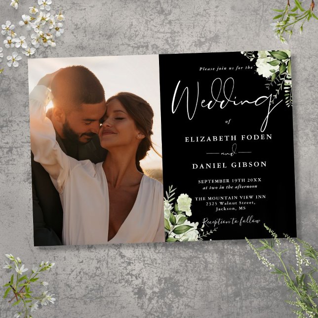 Invitation Mariage Photo Floral De Verdure Noire Et Blanc (Black And White Greenery Floral Photo Wedding Invitation)