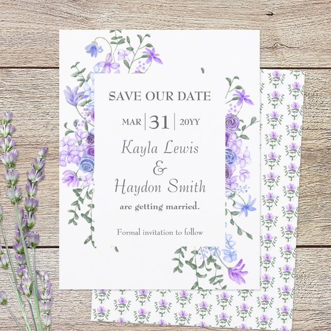 Invitation Mariage Rose violet et bleu clair Enregistrer la d (lavender and dusty blue floral SAVE OUR DATE wedding card for a light purple springtime theme)