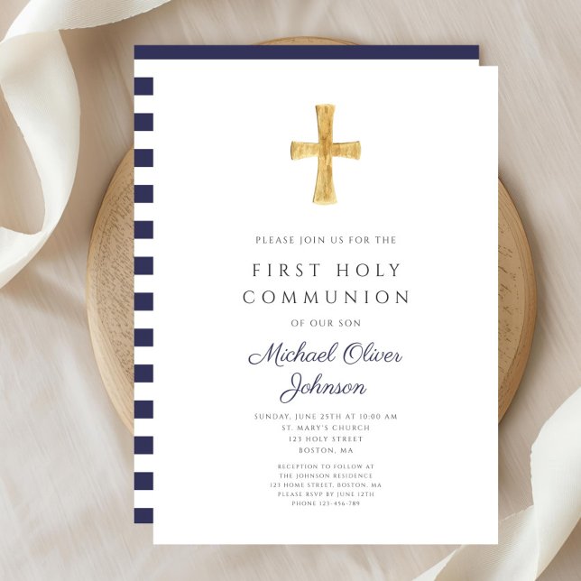 Invitation Marine moderne Blue Stripes Cross Boy First Commun (Modern Navy Blue Stripes Cross Boy First Communion Invitation)