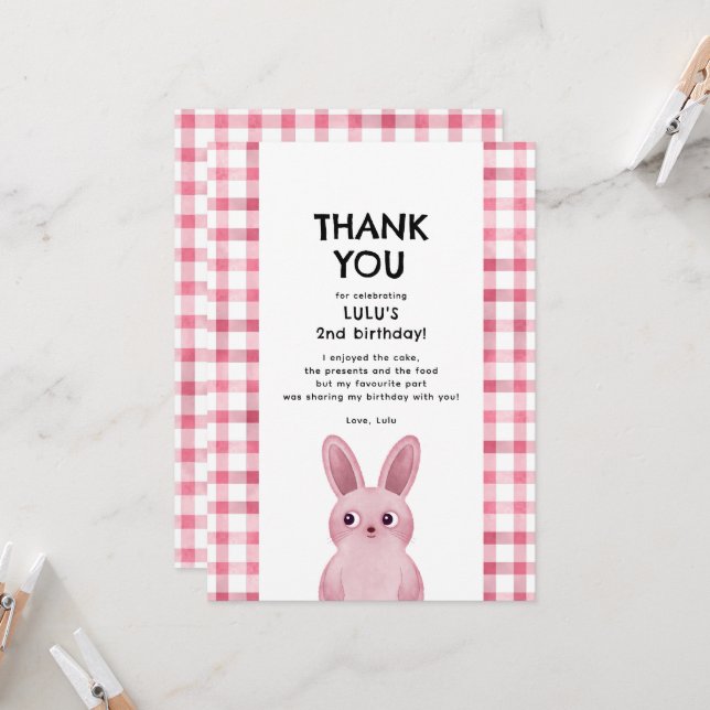 Invitation Merci d'être venu à l'anniversaire lapin rose fill (Devant/Arrière en situation)