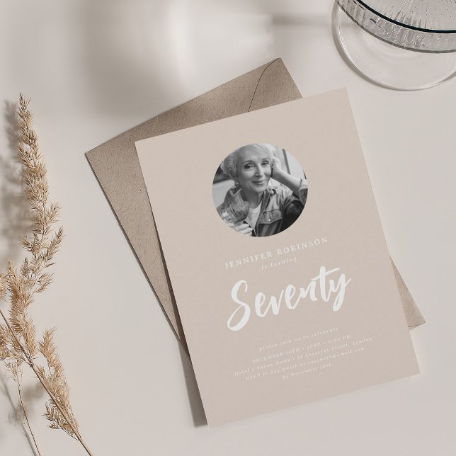 Invitation Mini-script photo 70e anniversaire Champagne (Minimal Script Photo 70th Birthday Champagne Invitation)