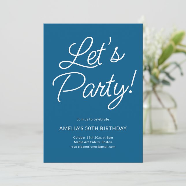 Invitation Modern Minimalist Blue Birthday Party Chic (Debout devant)