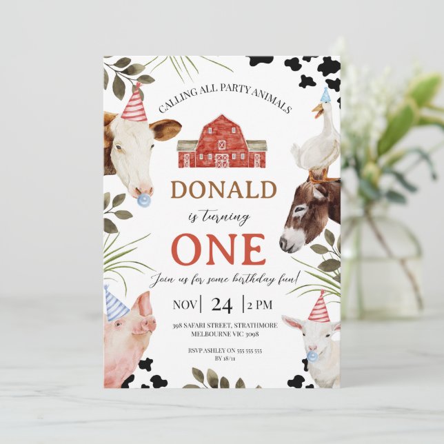 Invitation Modern Red Calling All Party Animals Farm Birthday (Debout devant)