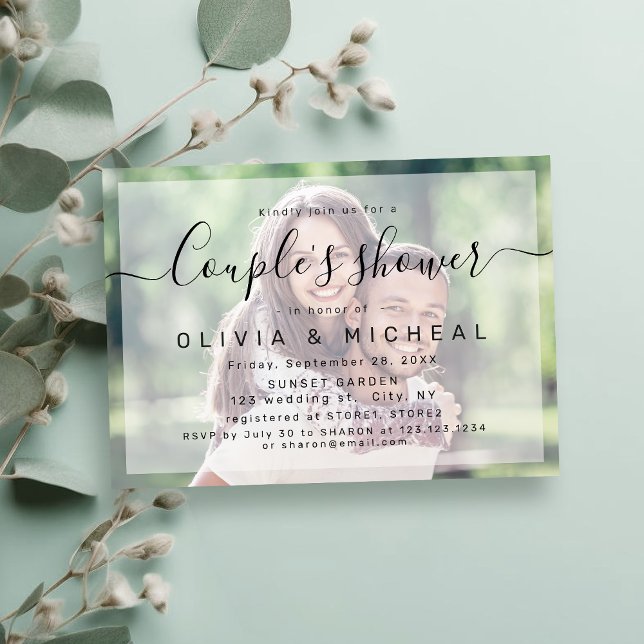 Invitation Moderne simple élégant script photo couples douche (Modern simple elegant script photo couples shower invitation)