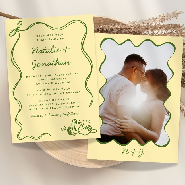 Invitation Monogramme Photo Doodle Fantaisiste Jaune Mariage (Créateur téléchargé)