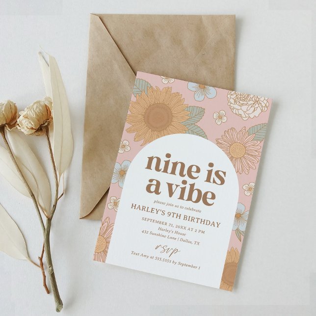 Invitation Neuf est Vibe Retro Floral 9e anniversaire (Créateur téléchargé)
