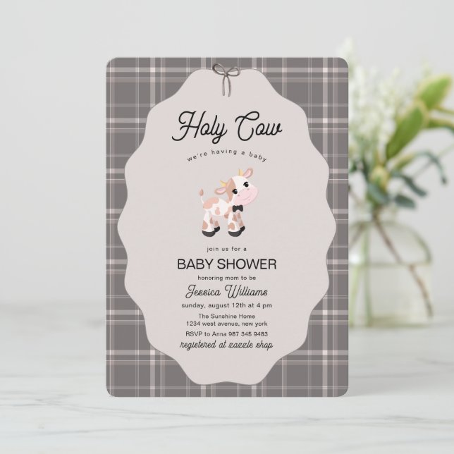 Invitation Neutral Gingham Holy Cow Farm Animals Baby Shower  (Debout devant)