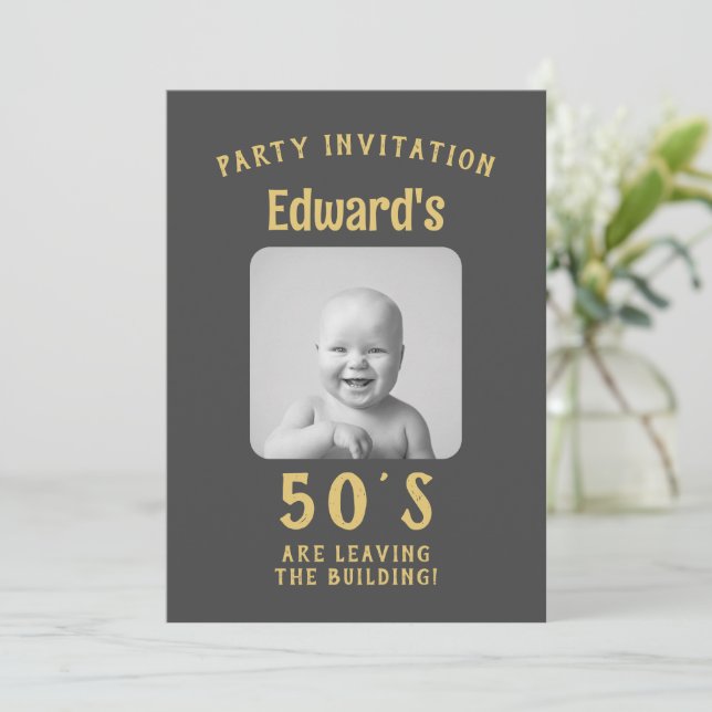 Invitation N'importe quel âge drôle Anniversaire (Debout devant)