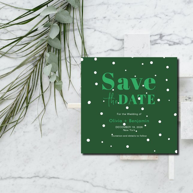 Invitation Noël Vert Mariage d'hiver Sauvez La Date (Christmas Green Winter Wedding Save The Date Invitation)