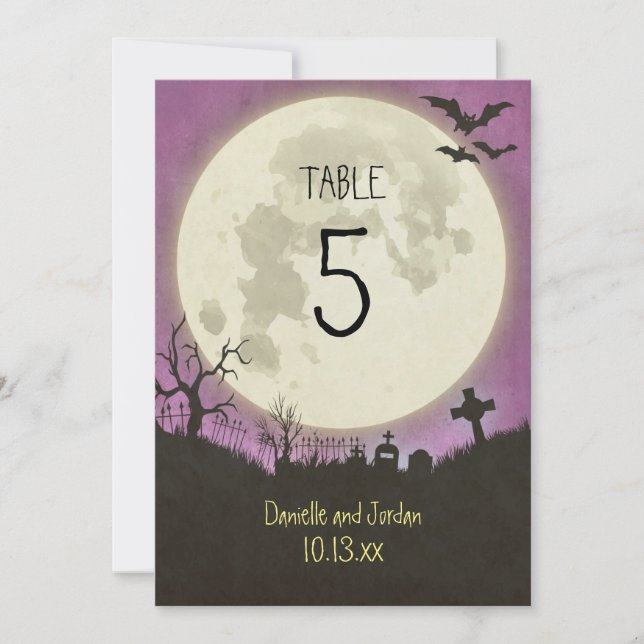 Invitation Numéro de tableau pour un mariage d'Halloween en v (Devant)