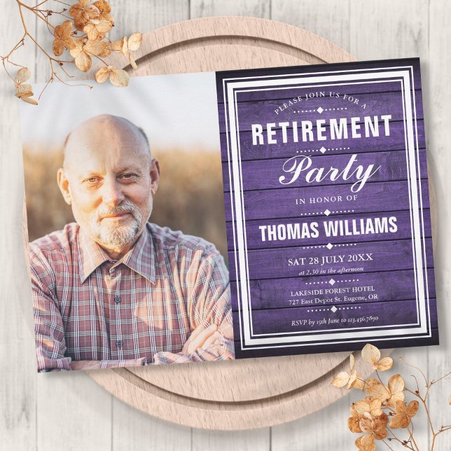 Invitation Parti de retraite Rustique violet grange bois phot (Retirement Party Rustic Purple Barn Wood Photo Invitation)