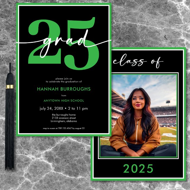 Invitation Partie de graduation minimale verte moderne (Modern Minimal Green Script Graduation Party Invitation)