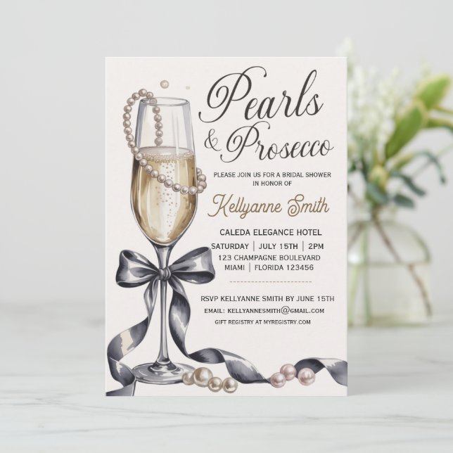 Invitation Pearls and Prosecco Black Bow Bridal Shower  (Debout devant)