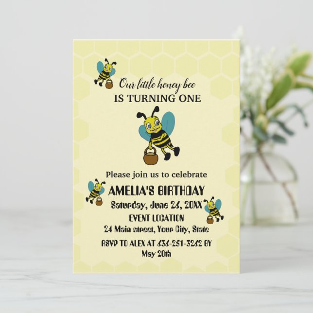 Invitation Petit thème personnalisé Bee 1ère fête d'anniversa (Debout devant)