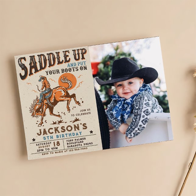 Invitation Photo d'anniversaire de cowboy de rodéo western Sa (Créateur téléchargé)