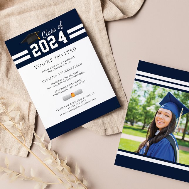Invitation Photo de fin d'études 2025 Navy Blue Grad Party (Modern Graduation Photo Party  Navy Blue Invitation)