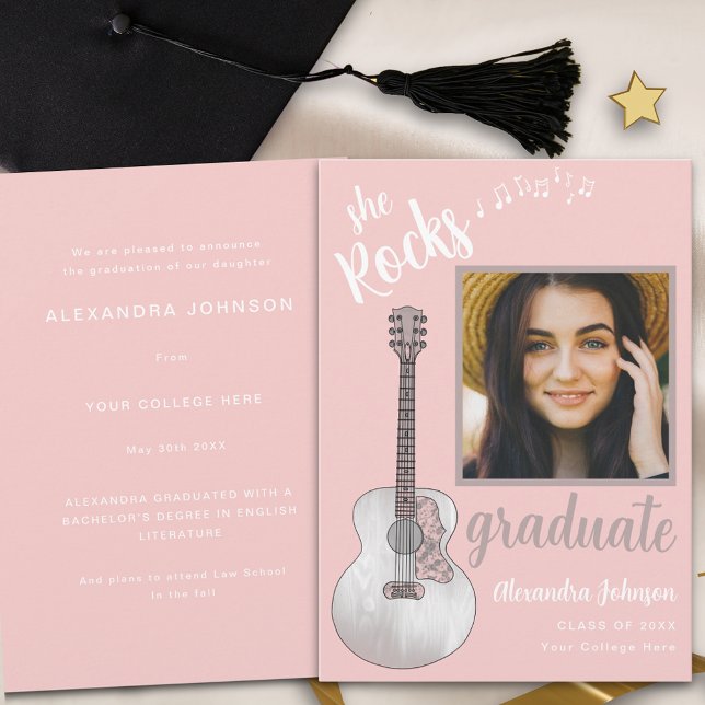 Invitation Photo de fin d'études en écriture moderne Guitare  (Modern pink rustic country music guitar gray script graduate photo graduation announcement card)