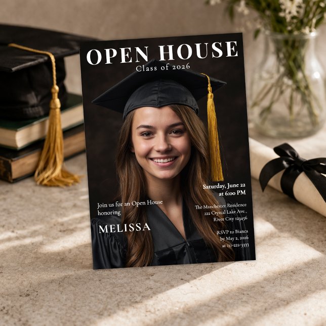 Invitation photo de remise de diplômes en journée  (Editable open house graduation invite with modern magazine style design)