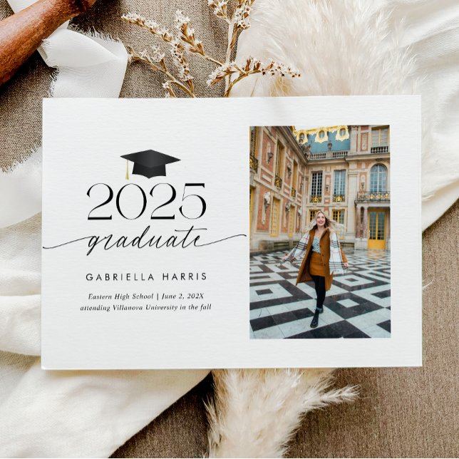 Invitation Photo de script moderne noir et blanc | 2 côtés (Black and White Modern Script Photo Graduation Invitation)