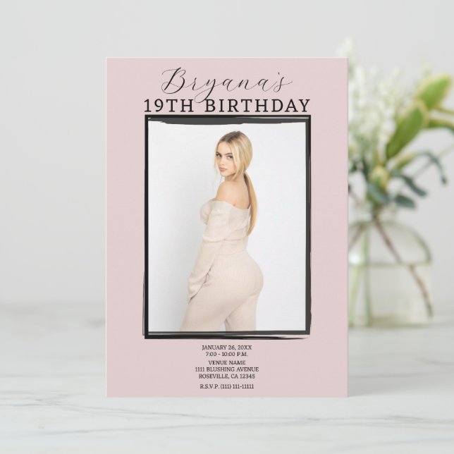 Invitation Photo moderne Cadre noir tendance rose Anniversair (Debout devant)