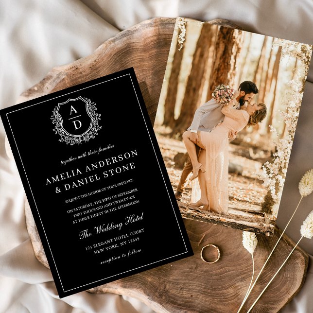 Invitation Photo moderne Floral Crest Monogramme Mariage Form (Créateur téléchargé)