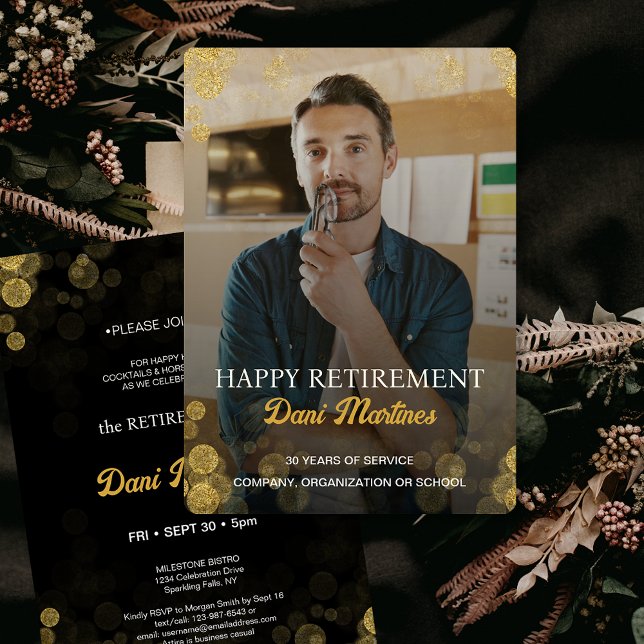 Invitation Photo personnalisée Gold Confetti Joyeuse fête de  (Custom Photo Gold Confetti Happy Retirement Party Invitation)