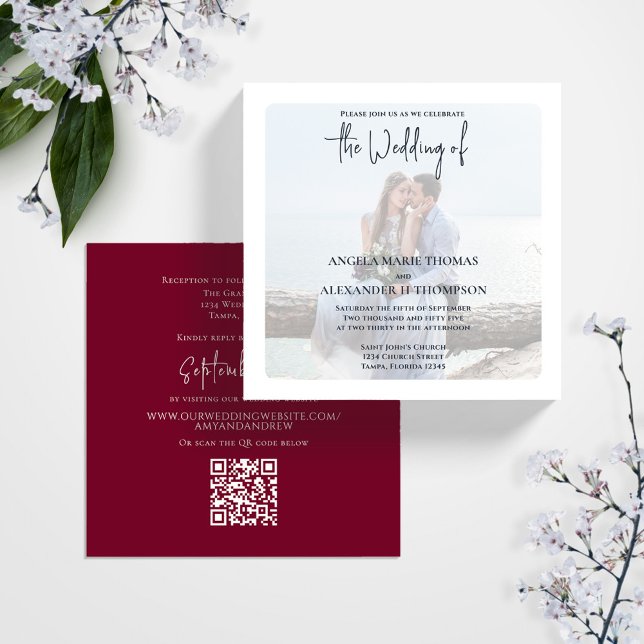 Invitation Photo simple élégante Minimum Bourgogne QR Code RS (Elegant simple square photo wedding invitation with burgundy colors and QR code. )