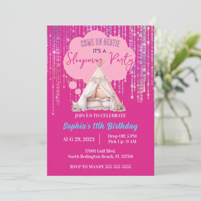Invitation Pink Sleepover Fête de bois d'oeuvre Anniversaire  (Debout devant)