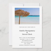 Plage tropicale panoramique avec mariage sous un p