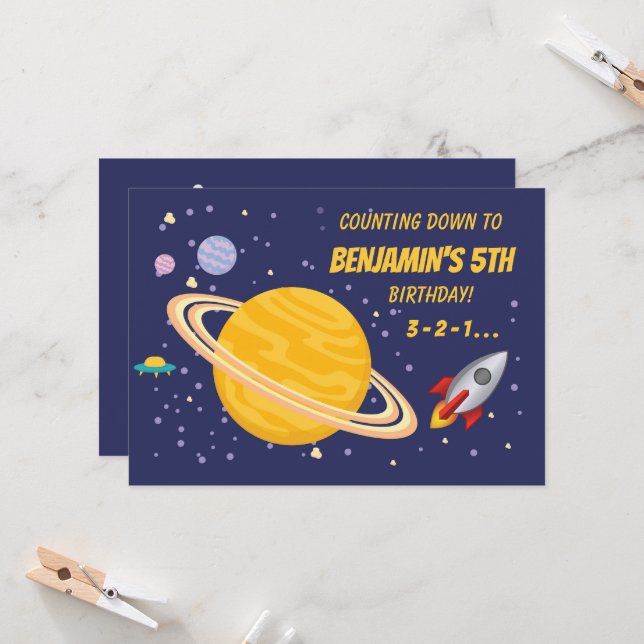 Invitation Planètes d'anniversaire et Rockship dans l'espace  (Devant/Arrière en situation)