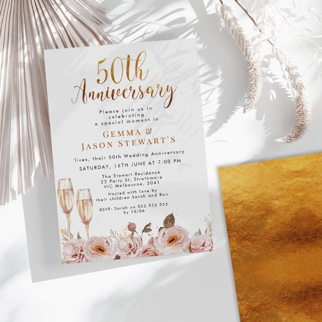 Invitation pour les 50 ans de mariage Fleurs rose  (Blush Foral and Gold 50th Wedding Anniversary Invitation, Champagne Glasses, Faux Gold Calligraphy)