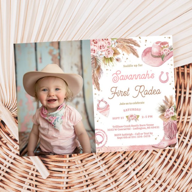 Invitation Premier rodéo rose Boho 1er anniversaire Photo (Pink Boho First Rodeo 1st Birthday Photo Invitation
)